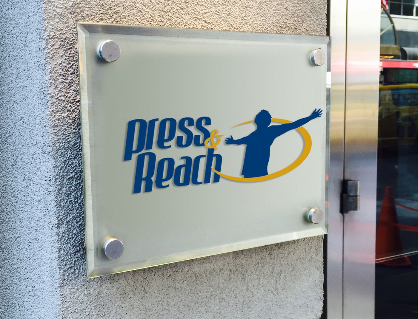 Press And Reach Logo